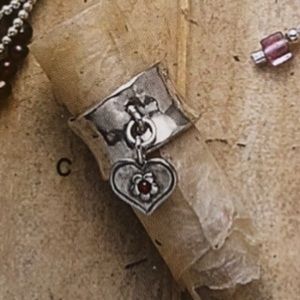 Vintage Sterling Silver Garnet Reversible Heart Charm Ring Size 7